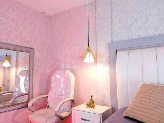 NicolleSweett04 webcam