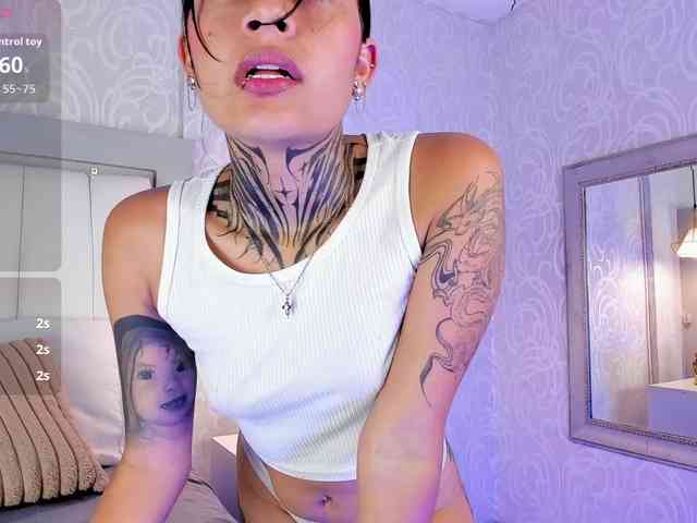 NicolleSweett04 NicolleSweett04