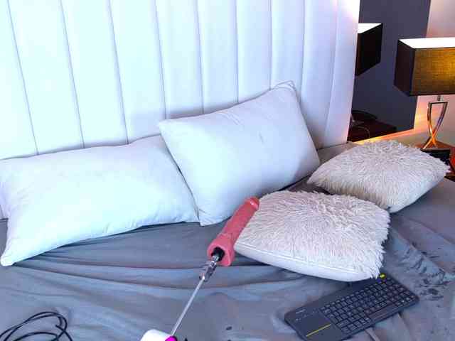 NicolleSweett04