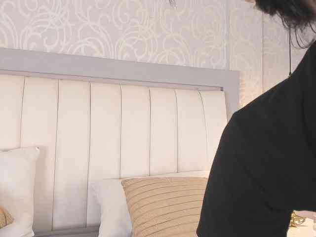 NicolleSweett04 webcam
