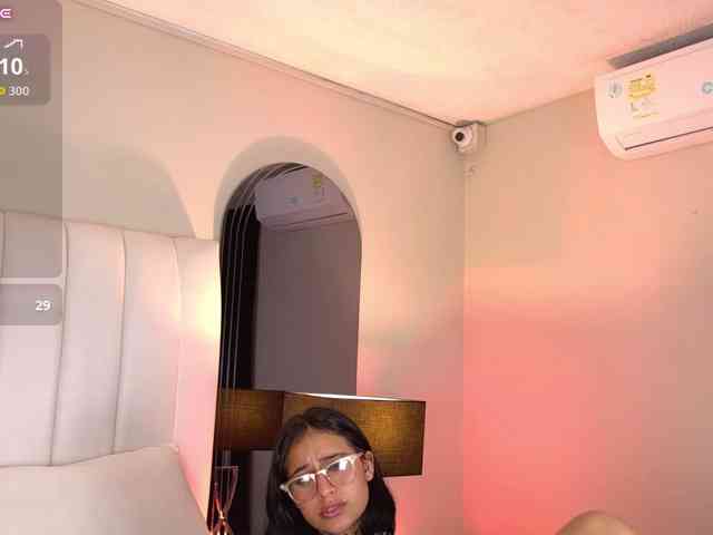 NicolleSweett04