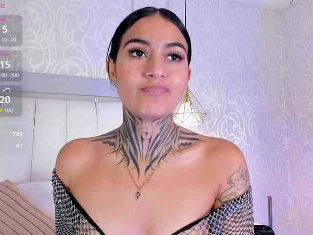 NicolleSweett04