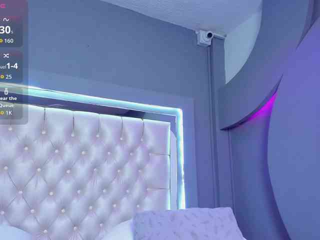 NicolleSweett04