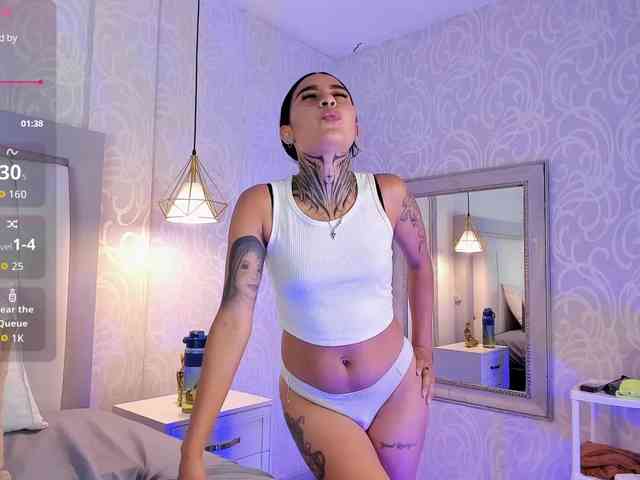NicolleSweett04 NicolleSweett04