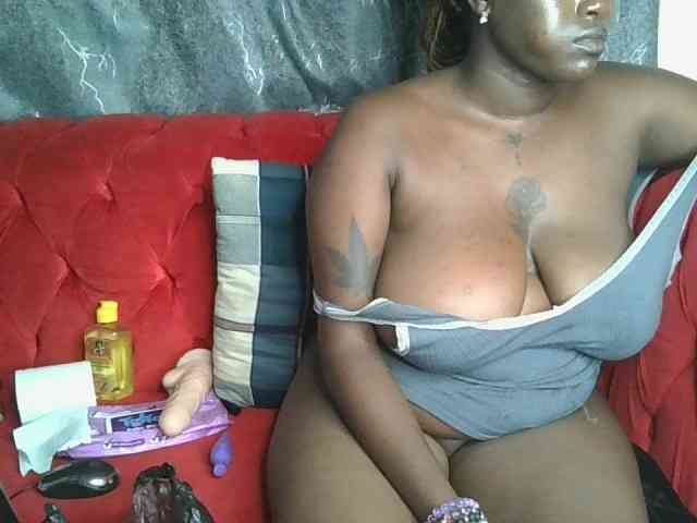 Bigboobs-lovense- webcam