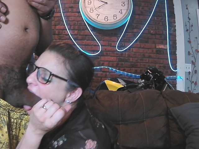 TwiceTheTease2 live cam on BongaCams