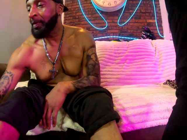 Model: twicethetease2