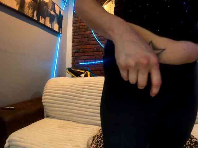 TwiceTheTease2 webcam