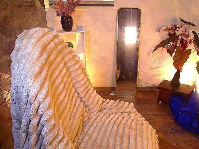 Lullaby-Charade Live Webcam on BongaCams