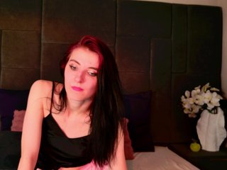 NicoleLuxe Porn Show