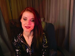 NicoleLuxe Porn Show
