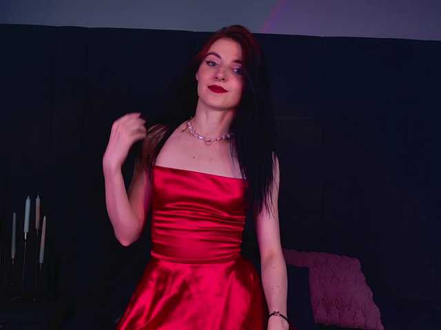 NicoleLuxe live cam on BongaCams