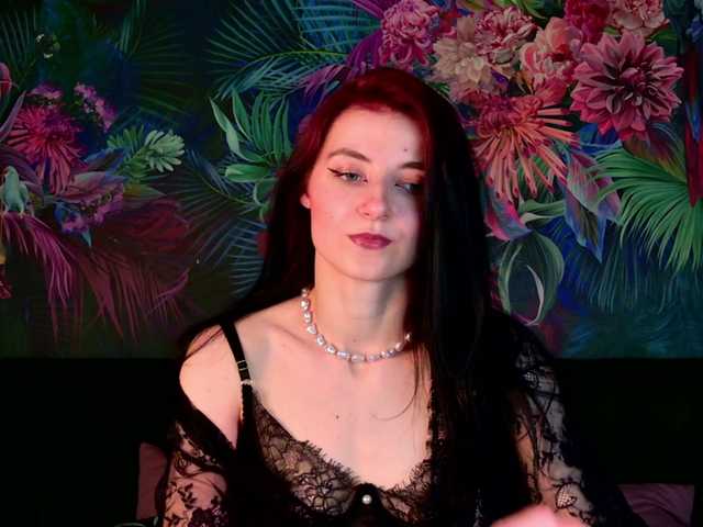 NicoleLuxe live cam on BongaCams
