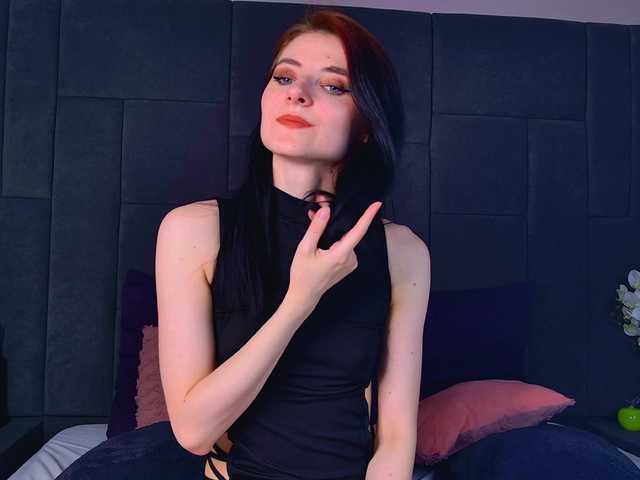 NicoleLuxe live cam on BongaCams