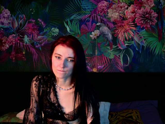 NicoleLuxe live cam on BongaCams