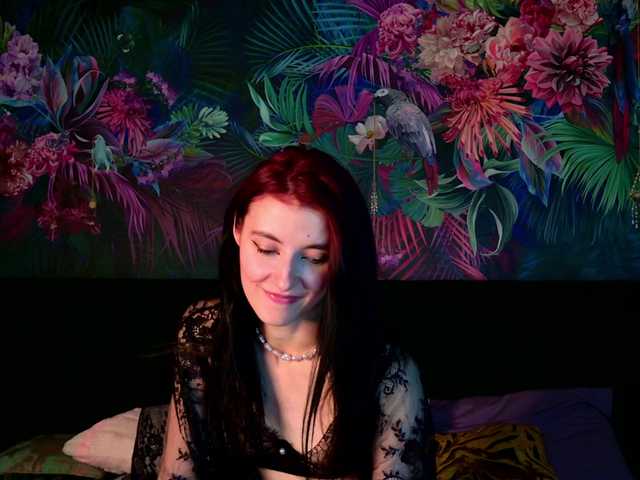 NicoleLuxe live cam on BongaCams
