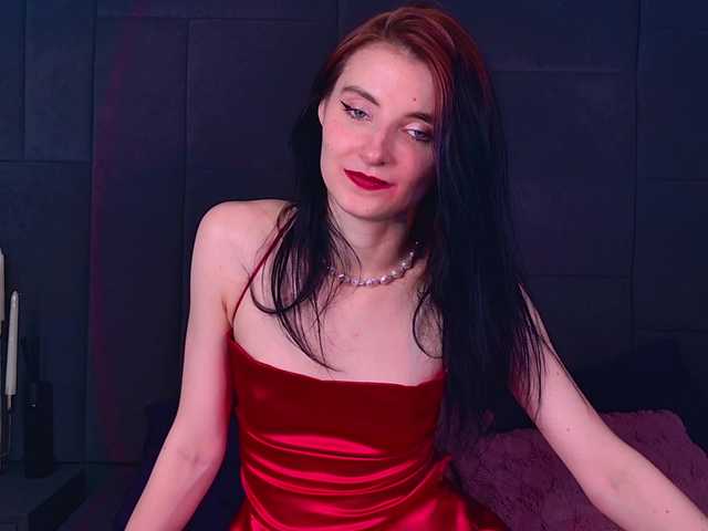 NicoleLuxe live cam on BongaCams