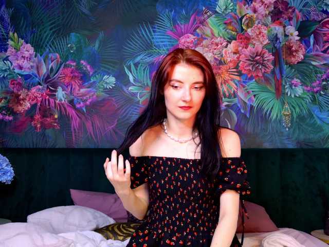 NicoleLuxe live cam on BongaCams