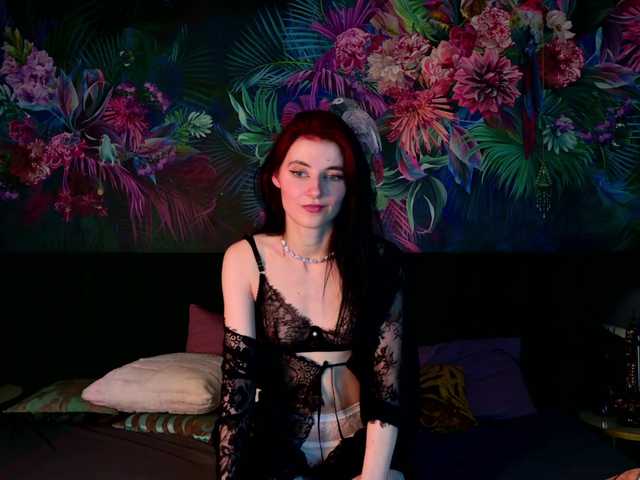 NicoleLuxe live cam on BongaCams