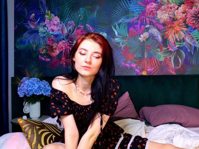 NicoleLuxe live cam on BongaCams