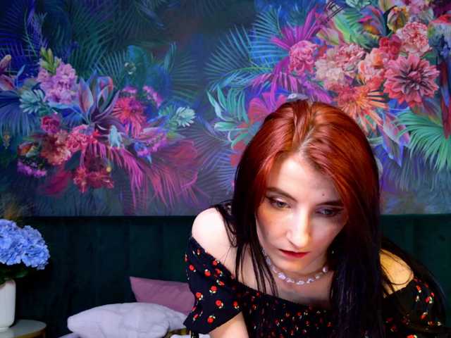 NicoleLuxe live cam on BongaCams