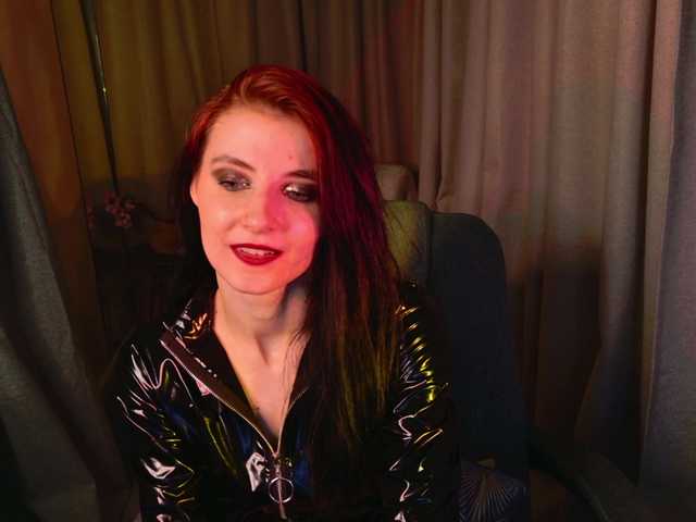 NicoleLuxe live cam on BongaCams