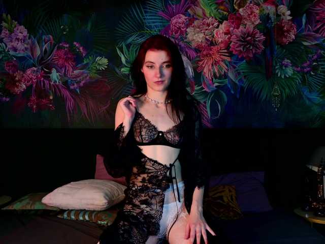 NicoleLuxe live cam on BongaCams