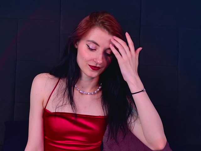 NicoleLuxe live cam on BongaCams