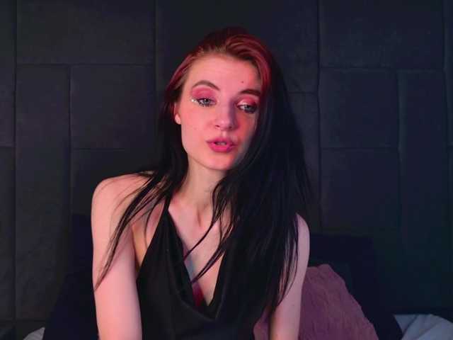 NicoleLuxe live cam on BongaCams