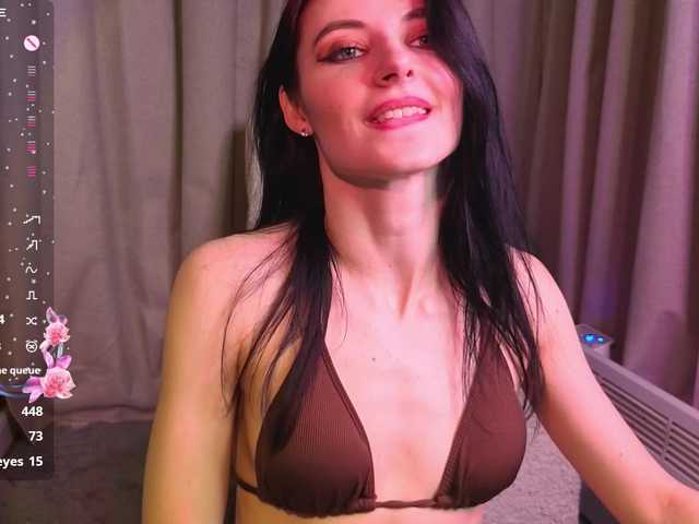 NicoleLuxe's BongaCams show and profile