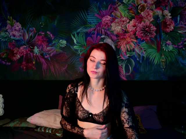 NicoleLuxe live cam on BongaCams