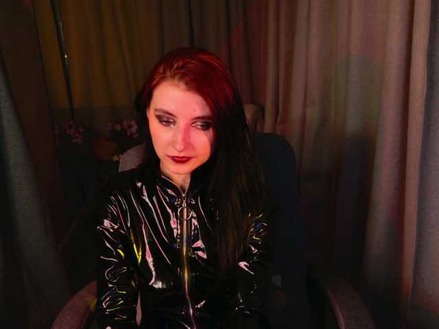 NicoleLuxe live cam on BongaCams