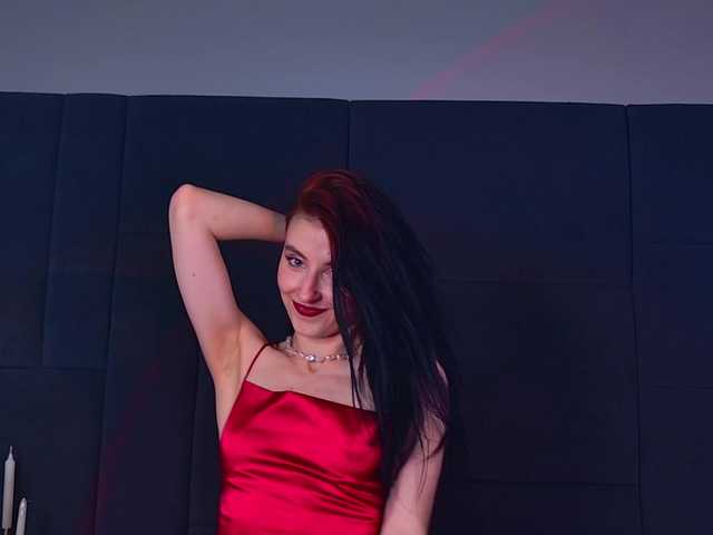 NicoleLuxe live cam on BongaCams
