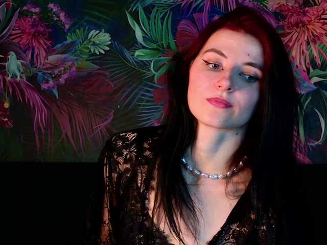 NicoleLuxe live cam on BongaCams