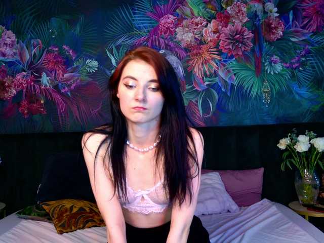 NicoleLuxe live cam on BongaCams