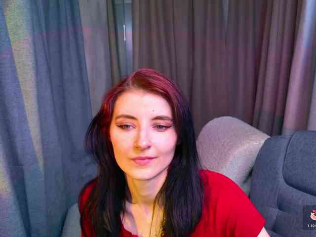 NicoleLuxe webcam