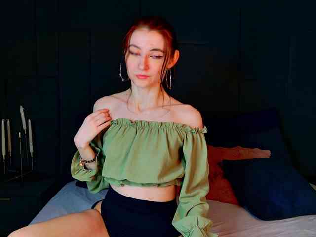 NicoleLuxe webcam