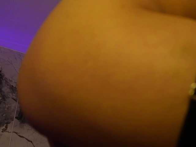 kimmblaze live cam on BongaCams
