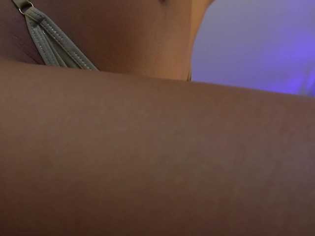 kimmblaze live cam on BongaCams
