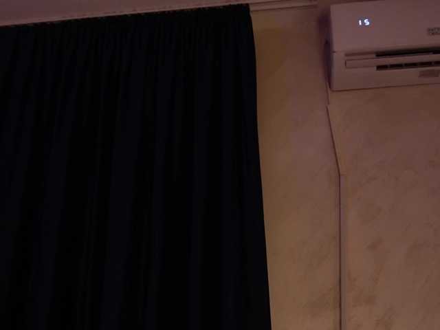 kimmblaze live cam on BongaCams