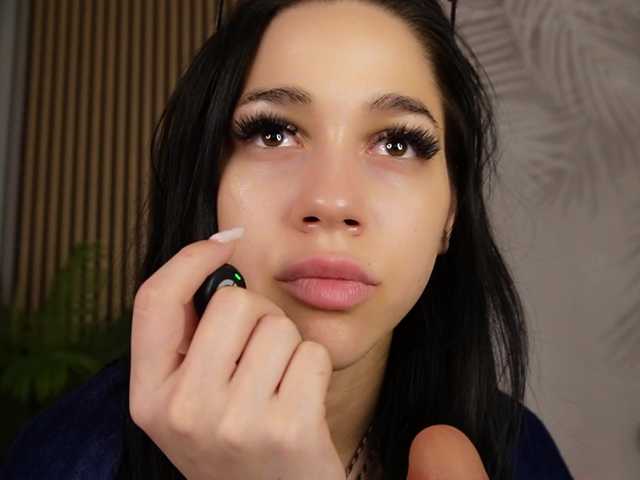 kimmblaze live cam on BongaCams