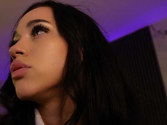 kimmblaze live cam preview
