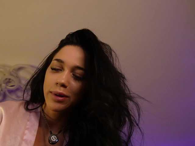 kimmblaze live cam on BongaCams