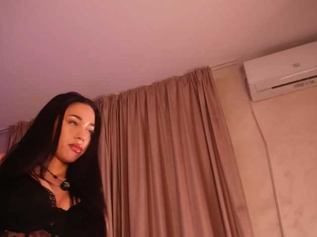 kimmblaze, en directo ahora en BongaCams