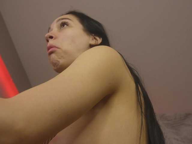 kimmblaze's BongaCams show and profile