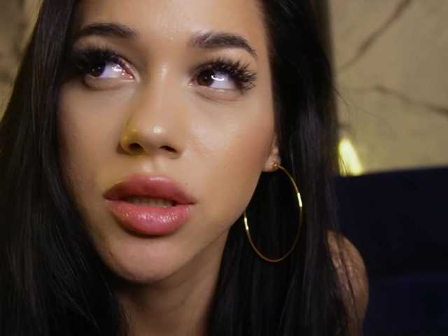 kimmblaze live cam preview