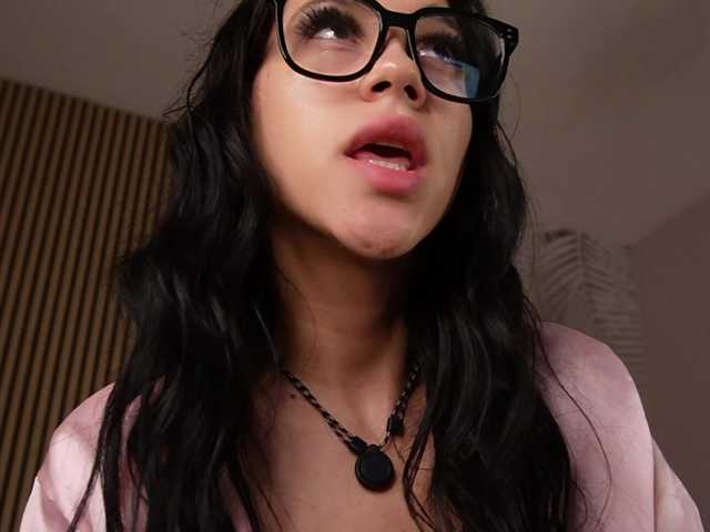 kimmblaze live cam on BongaCams