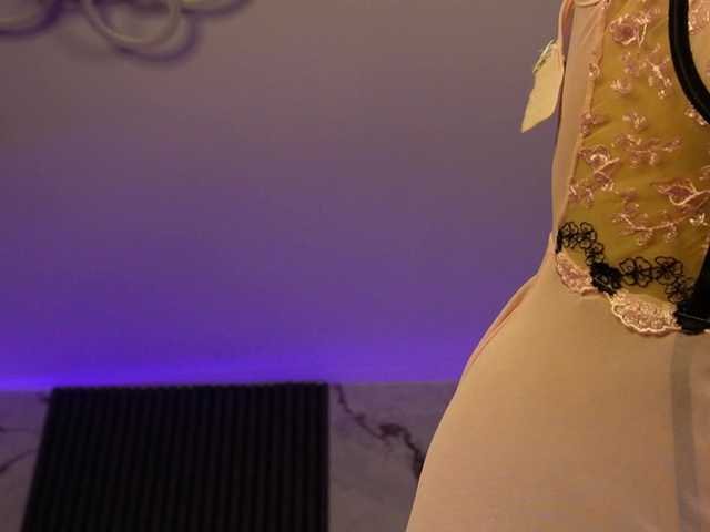 kimmblaze live cam on BongaCams