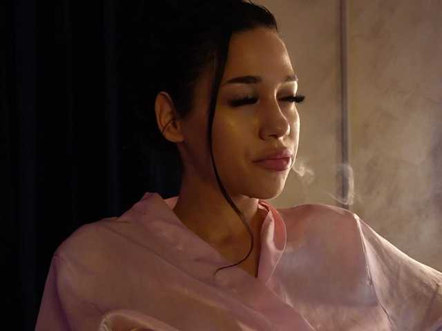 kimmblaze live cam on BongaCams