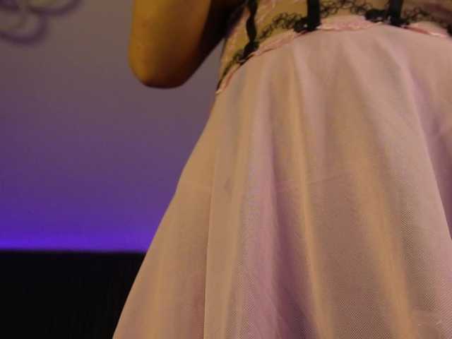 kimmblaze live cam on BongaCams